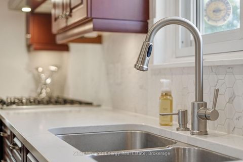 Photo 6 at 20 Proud Grove, Malvern, Toronto