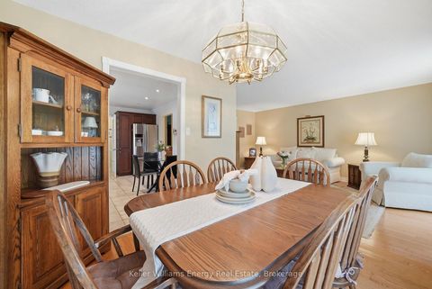 Photo 8 at 20 Proud Grove, Malvern, Toronto