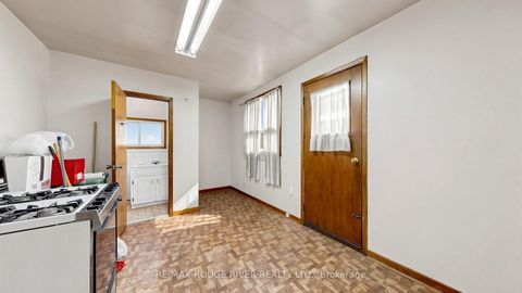 Photo 18 at 308 Roxton Road, Little Italy, Toronto