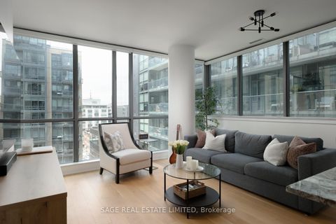 Photo 2 at 902 - 8 Charlotte Street, Waterfront Communities C1, Toronto