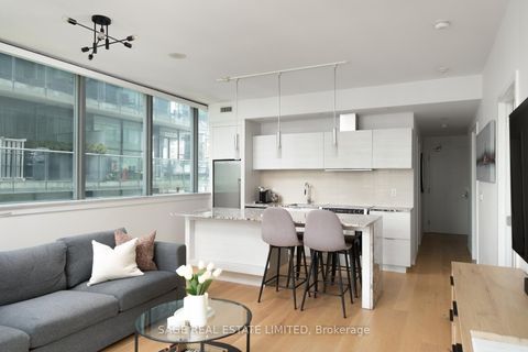 Photo 6 at 902 - 8 Charlotte Street, Waterfront Communities C1, Toronto