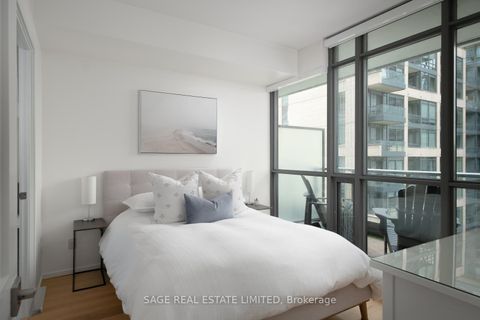 Photo 12 at 902 - 8 Charlotte Street, Waterfront Communities C1, Toronto