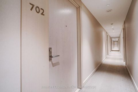 Photo 5 at 702 - 115 Blue Jays Way, Waterfront Communities C1, Toronto