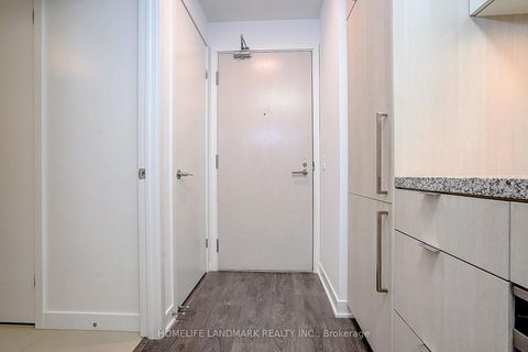 Photo 6 at 702 - 115 Blue Jays Way, Waterfront Communities C1, Toronto