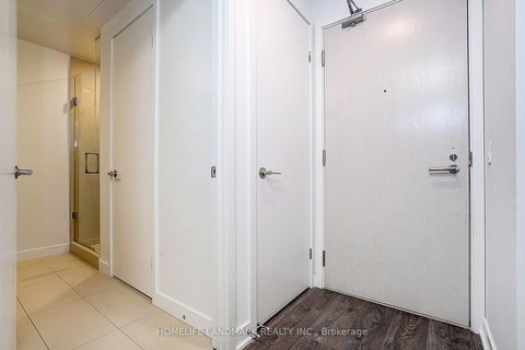 Photo 7 at 702 - 115 Blue Jays Way, Waterfront Communities C1, Toronto