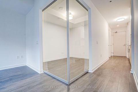 Photo 34 at 702 - 115 Blue Jays Way, Waterfront Communities C1, Toronto