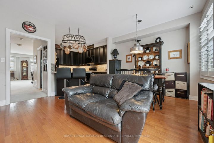 Photo 12 at 1983 Rackus Crescent, Clarkson, Mississauga