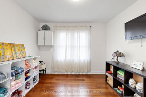 Photo 13 at 17 Barwell Crescent, Kipling, Toronto