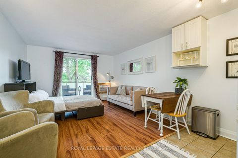 Photo 9 at 309 - 123 Woodbine Avenue, The Beaches, Toronto
