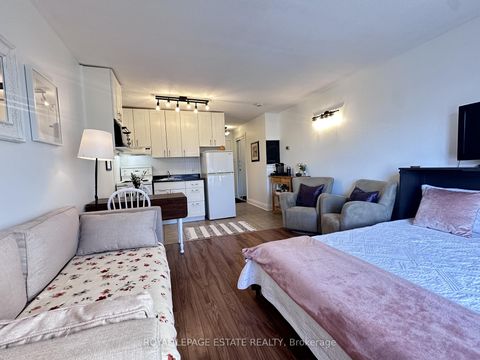 Photo 17 at 309 - 123 Woodbine Avenue, The Beaches, Toronto