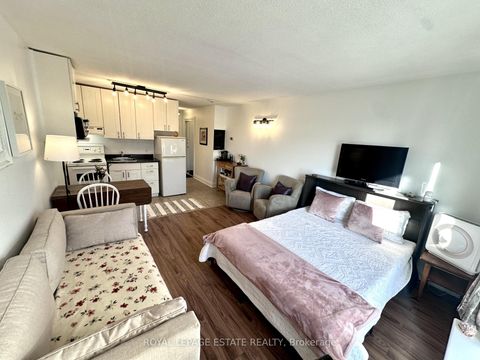 Photo 18 at 309 - 123 Woodbine Avenue, The Beaches, Toronto