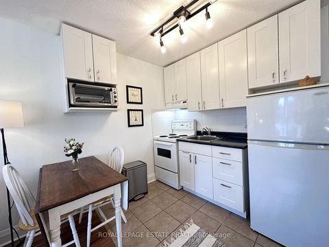 Photo 22 at 309 - 123 Woodbine Avenue, The Beaches, Toronto