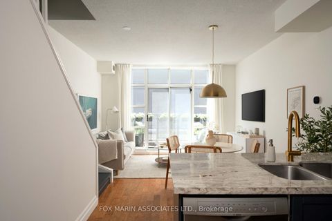 Photo 3 at 214 - 901 Queen Street W, Bellwoods, Toronto
