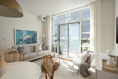 Photo 7 at 214 - 901 Queen Street W, Bellwoods, Toronto