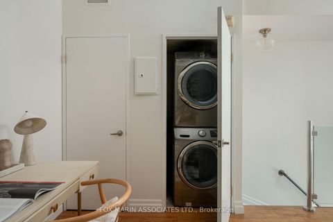Photo 23 at 214 - 901 Queen Street W, Bellwoods, Toronto