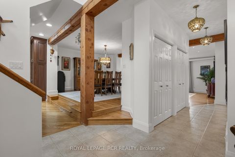 Photo 3 at 16365 Bathurst Street, Summerhill Estates, Newmarket