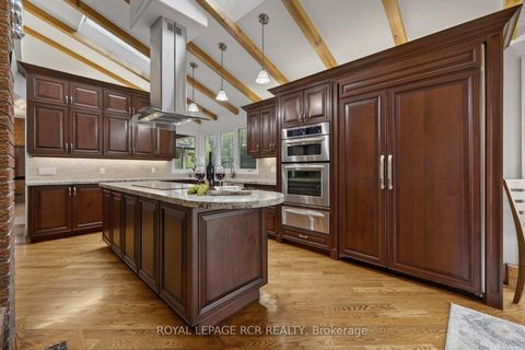 Photo 21 at 16365 Bathurst Street, Summerhill Estates, Newmarket