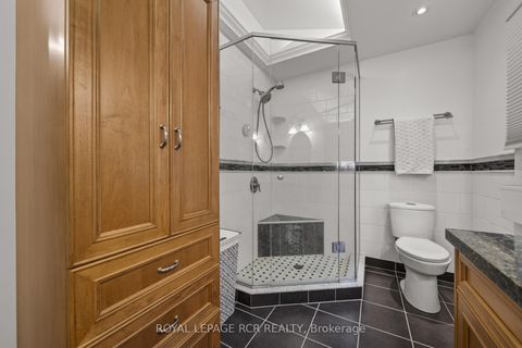 Photo 29 at 16365 Bathurst Street, Summerhill Estates, Newmarket