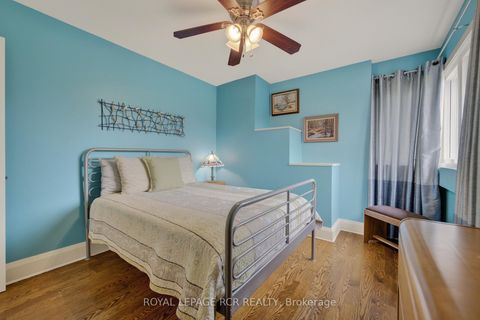 Photo 30 at 16365 Bathurst Street, Summerhill Estates, Newmarket
