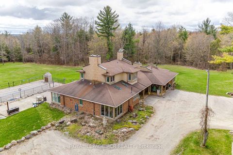 Photo 42 at 16365 Bathurst Street, Summerhill Estates, Newmarket