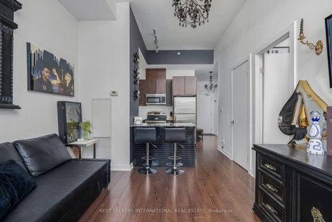 Photo 5 at 705 - 20 Bruyeres Mews, Niagara, Toronto