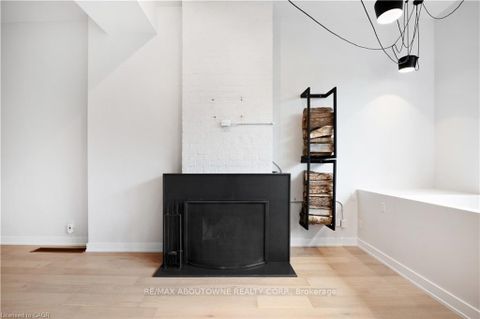 Photo 1 at 105 - 676 Richmond Street W, Niagara, Toronto