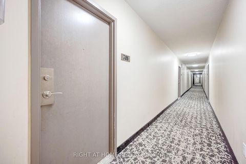 Photo 6 at 708 - 3390 Weston Road, Humbermede, Toronto