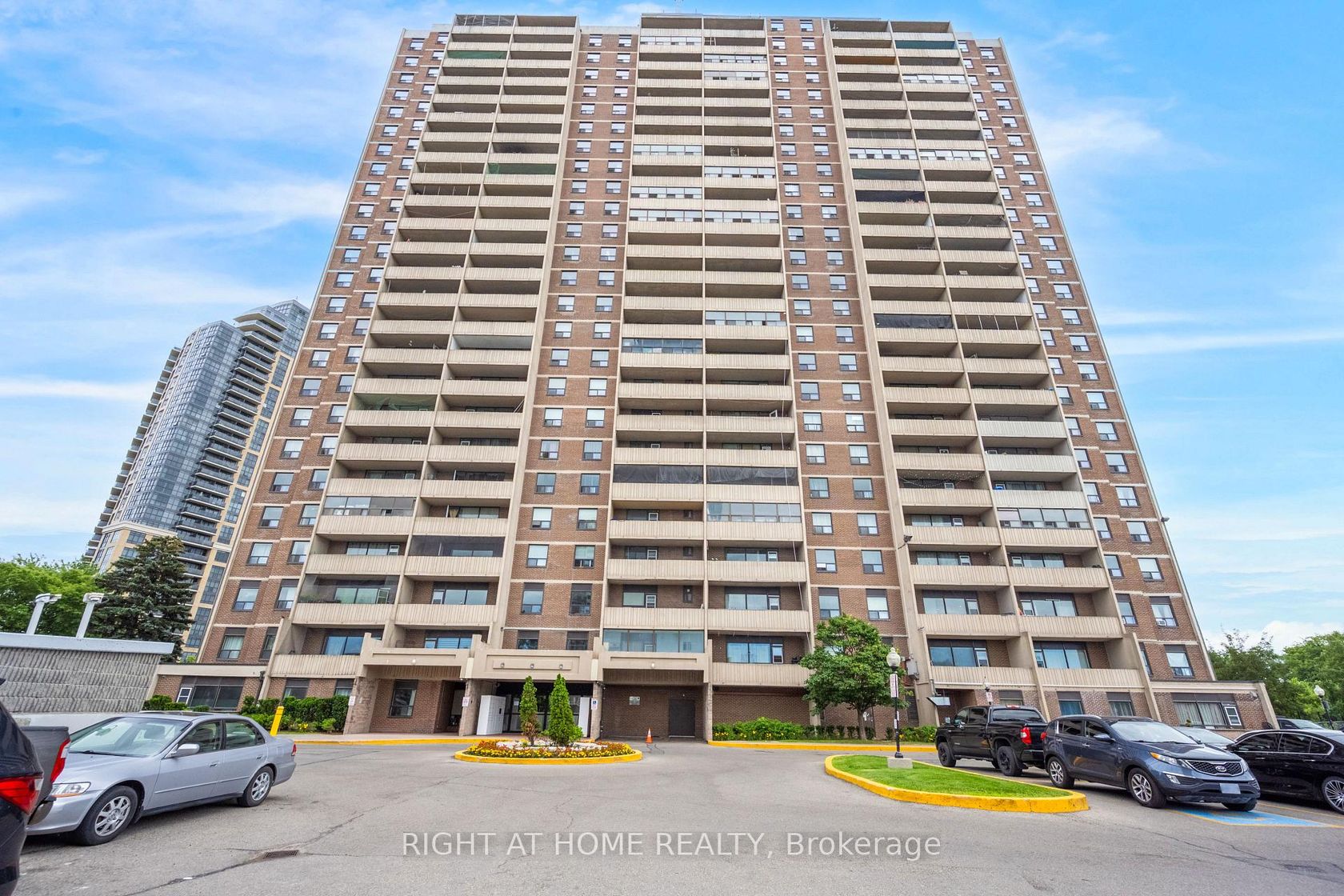 708 - 3390 Weston Road, Humbermede, Toronto 
