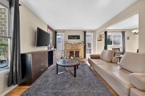 Photo 4 at 26 Fox Run, Letitia Heights, Barrie