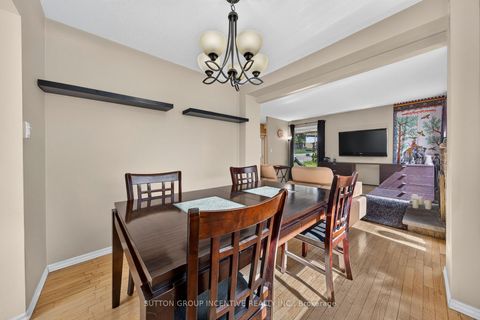 Photo 6 at 26 Fox Run, Letitia Heights, Barrie