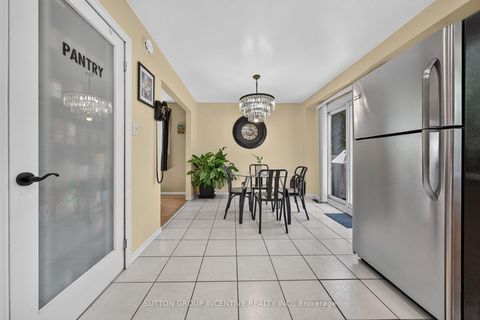 Photo 8 at 26 Fox Run, Letitia Heights, Barrie
