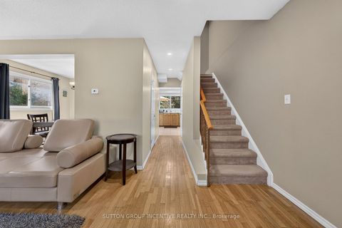 Photo 10 at 26 Fox Run, Letitia Heights, Barrie