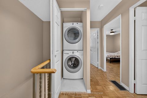 Photo 12 at 26 Fox Run, Letitia Heights, Barrie