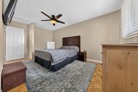 Photo 13 at 26 Fox Run, Letitia Heights, Barrie