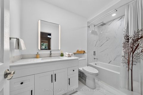 Photo 17 at 26 Fox Run, Letitia Heights, Barrie