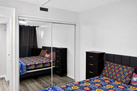 Photo 15 at 1501 - 757 Victoria Park Avenue, Oakridge, Toronto