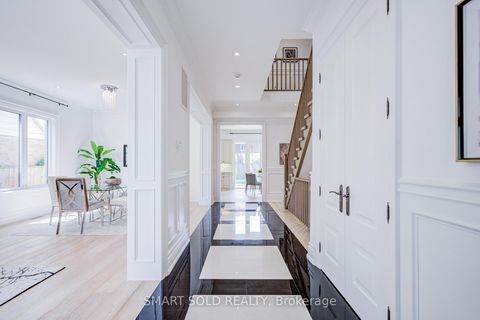 Photo 4 at 201 Burnhamthorpe Road, City Centre West, Toronto