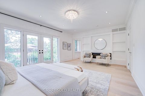 Photo 24 at 201 Burnhamthorpe Road, City Centre West, Toronto