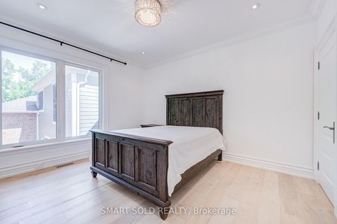 Photo 30 at 201 Burnhamthorpe Road, City Centre West, Toronto