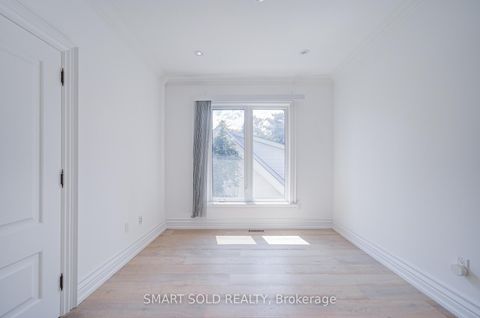Photo 36 at 201 Burnhamthorpe Road, City Centre West, Toronto