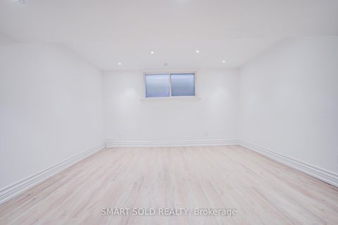 Photo 44 at 201 Burnhamthorpe Road, City Centre West, Toronto