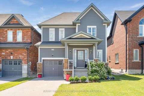 Photo 1 at 1110 Wharram Way, Lefroy, Innisfil