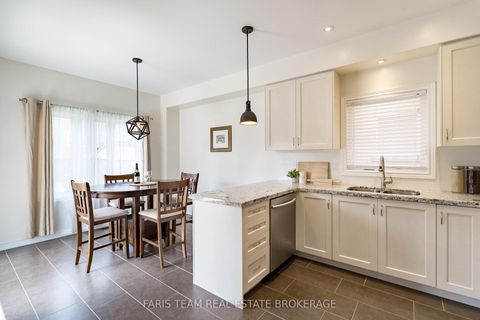 Photo 4 at 1110 Wharram Way, Lefroy, Innisfil