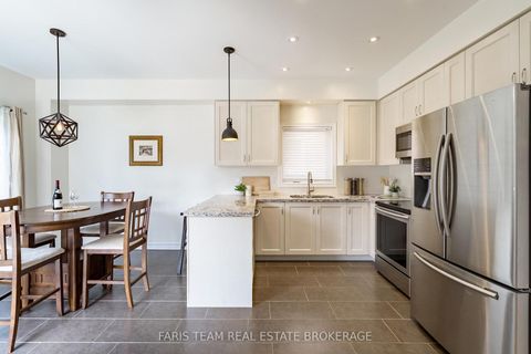 Photo 5 at 1110 Wharram Way, Lefroy, Innisfil