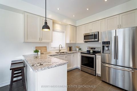 Photo 6 at 1110 Wharram Way, Lefroy, Innisfil