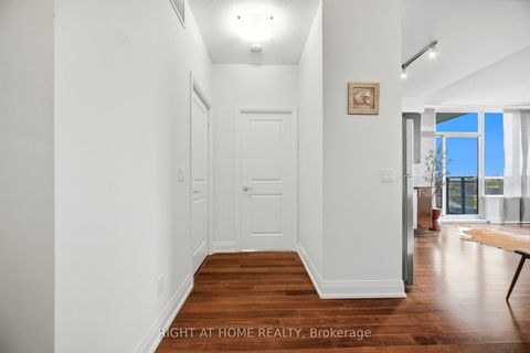 Photo 5 at 612 - 85 North Park Road, Beverley Glen, Vaughan