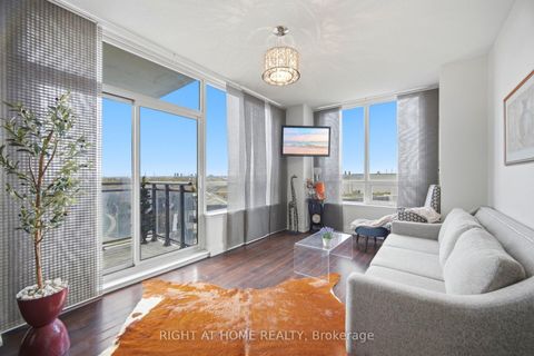 Photo 6 at 612 - 85 North Park Road, Beverley Glen, Vaughan