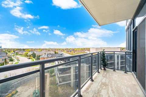 Photo 15 at 612 - 85 North Park Road, Beverley Glen, Vaughan