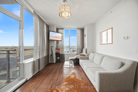 Photo 17 at 612 - 85 North Park Road, Beverley Glen, Vaughan