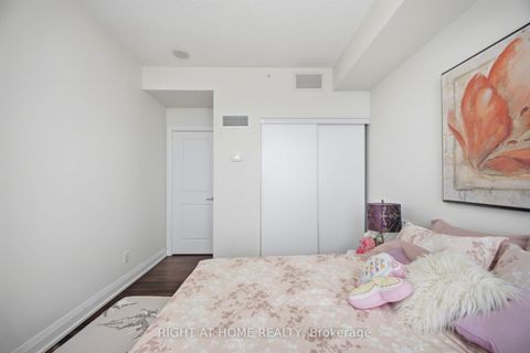 Photo 24 at 612 - 85 North Park Road, Beverley Glen, Vaughan